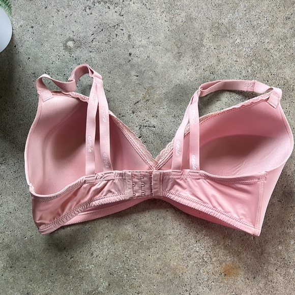 Aerie Wireless Convertible Blush / Nude Bra - Picture 2 of 4